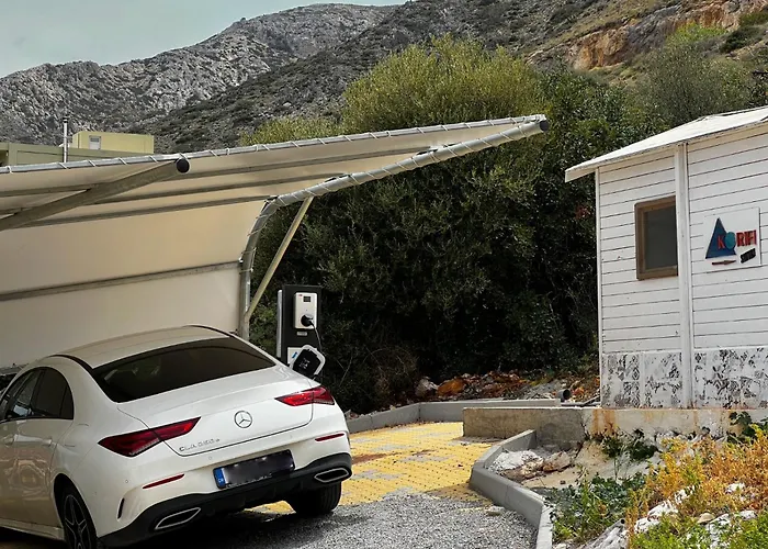 New Palm Hive - Cherso Χερσόνησος