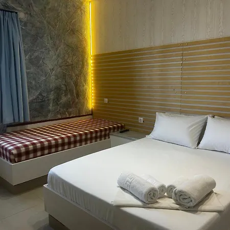 New Palm Hive - Cherso